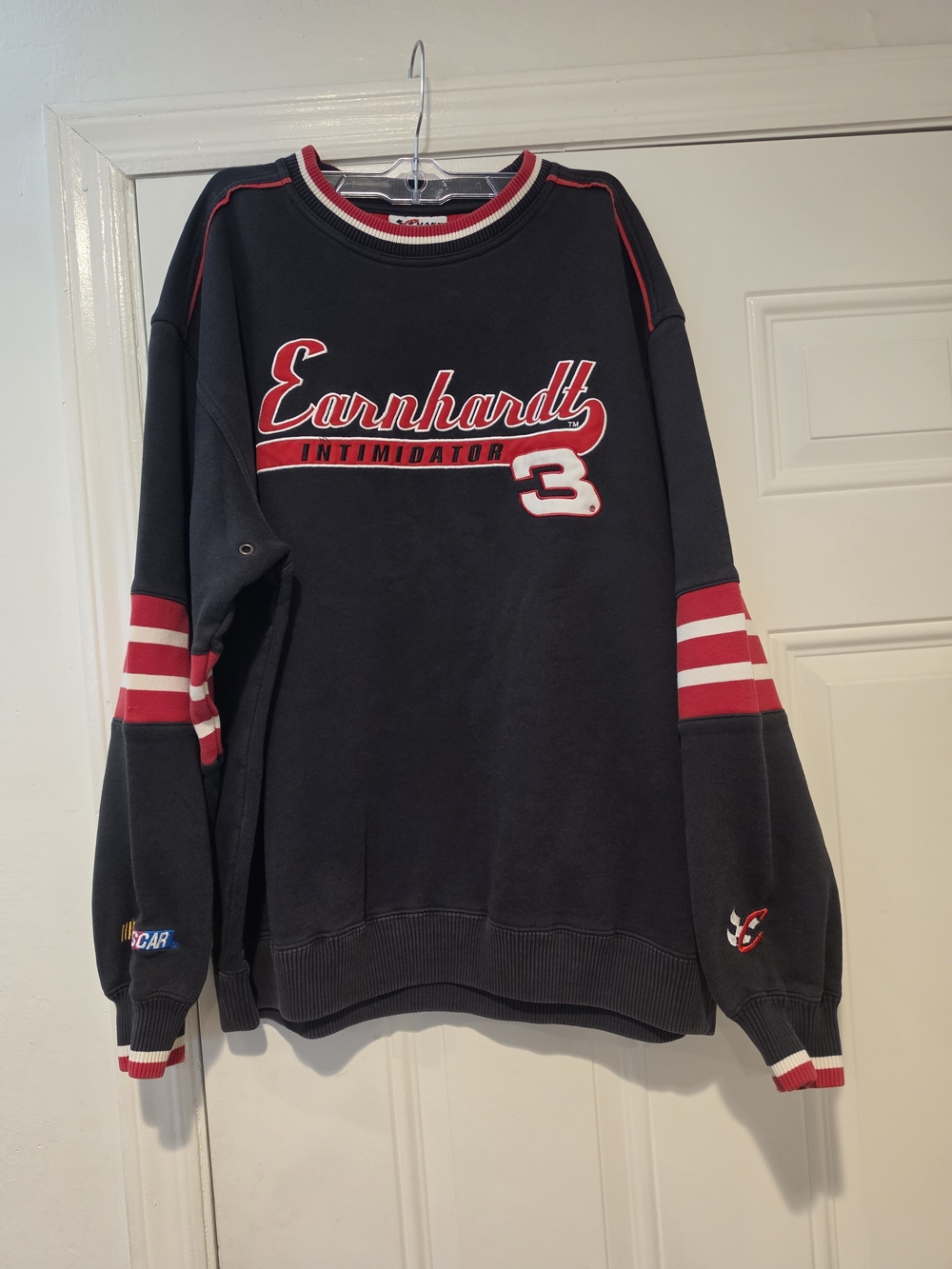 'Intimidator' Crewneck Sweater - Black/Red